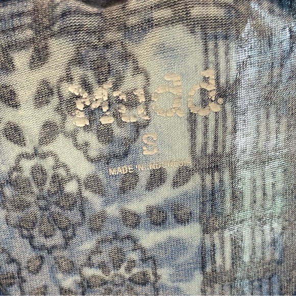 Blue Patterned Tank - Picture 3 of 3